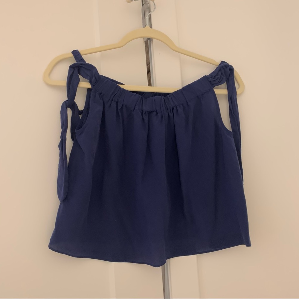 Club Monaco Off-shoulder top